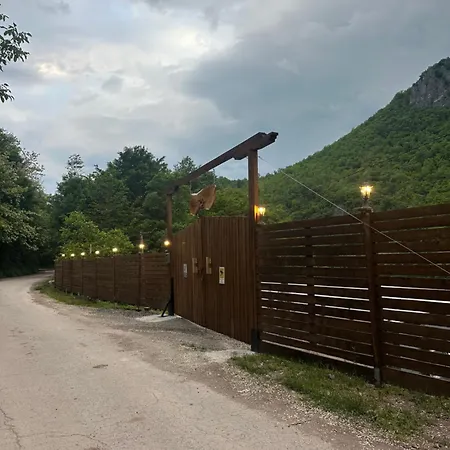 Pablo's Place Tatil Evi Rezine