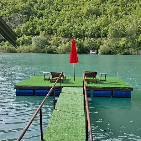 Pablo's Place Tatil Evi